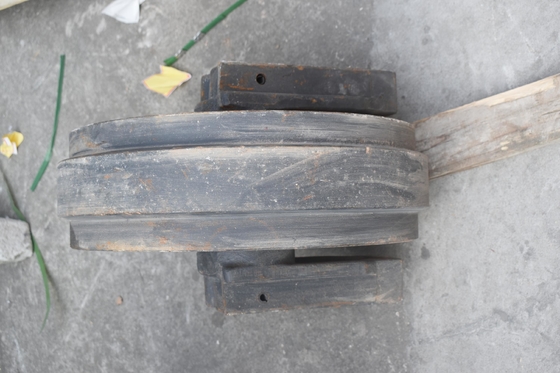 Las piezas del tren R210-7 excavadora Idler 12 meses de garantía